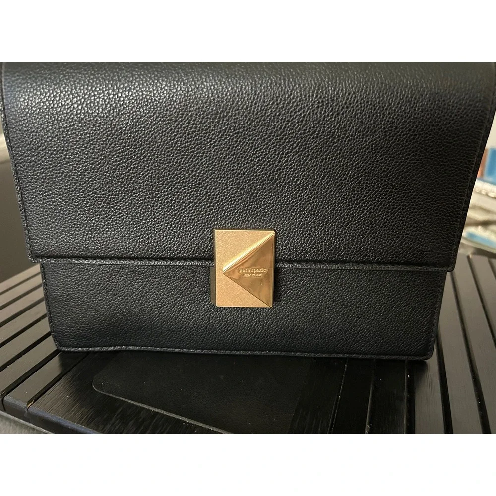 Kate Spade Black Pebbled Leather Crossbody Bag Gold Pyramid Lock Chain Strap